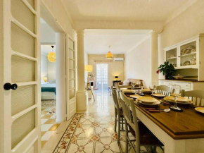 Elegant Escape, Steps to Balluta Bay, Sleeps 5
